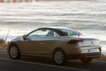 Renault Megane Coupe-Cabriolet (2010 – 2012) – fotka 2