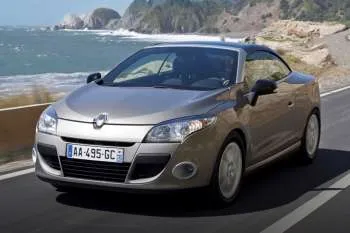 Renault Megane Coupe-Cabriolet (2010 – 2012) – fotka 10