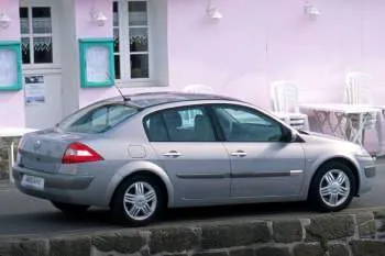 Renault Megane Sedan (2003 – 2006) – fotka 4