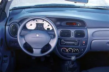 Renault Megane Sedan (2000 – 2003) – fotka 8