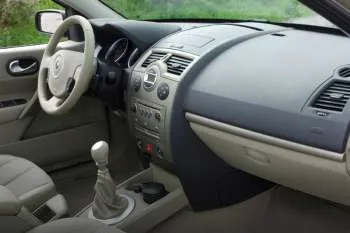 Renault Megane Sedan (2006 – 2008) – fotka 2