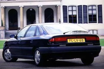 Renault Safrane (1995 – 1996) – fotka 2