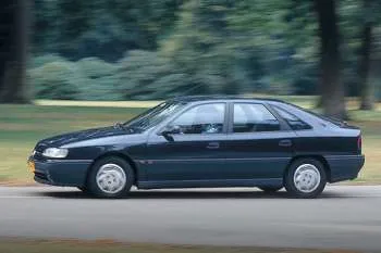 Renault Safrane (1995 – 1996) – fotka 3