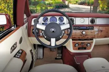 Rolls-Royce Phantom Drophead Coupe (2009 – 2018) – fotka 15