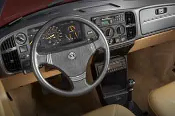 Saab 900 (1984 – 1993) – fotka 3