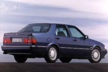 Saab 9000 CD 2.0i – fotka 2