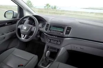 Seat Alhambra (2010 – 2015) – fotka 10