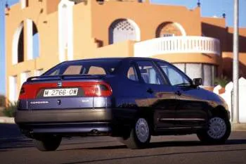 Seat Cordoba 1.9 D CLX – fotka 2