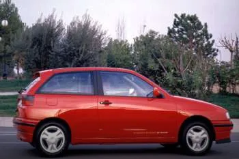 Seat Ibiza trojdverový hatchback (1993 – 1996) – fotka 3