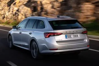 Škoda Octavia Combi (od 2020) – fotka 2
