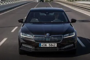 Škoda Superb (od 2019) – fotka 2