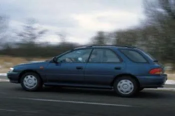 Subaru Impreza Plus 1.6 GL – fotka 3