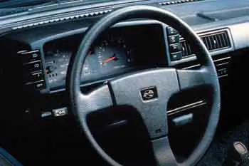Subaru Justy trojdverový hatchback (1984 – 1989) – fotka 2