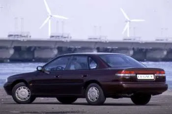 Subaru Legacy (1994 – 1997) – fotka 2