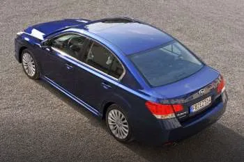Subaru Legacy 2.0i Exclusive – fotka 8