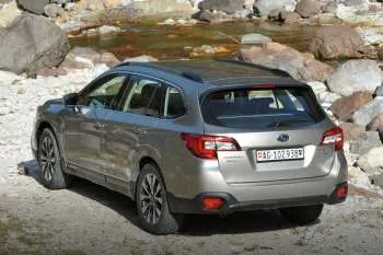 Subaru Outback (2015 – 2017) – fotka 28