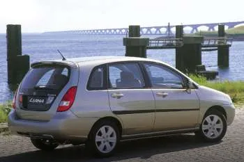 Suzuki Liana 1.6 GLX – fotka 5
