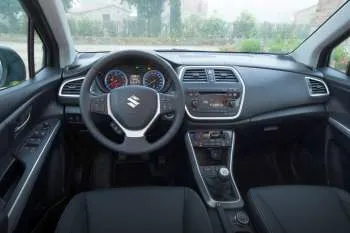 Suzuki S-Cross 1.6 Exclusive - 20