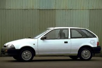 Suzuki Swift 1.3 GL trojdverový hatchback – fotka 3
