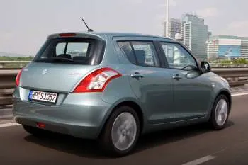 Suzuki Swift 1.2 Exclusive päťdverový hatchback – fotka 6