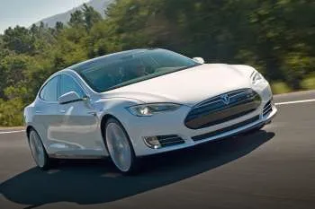Tesla Model S (2013 – 2016) – fotka 10