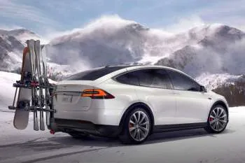 Tesla Model X (od 2016) – fotka 9