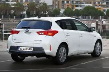 Toyota Auris (2013 – 2015) – fotka 12