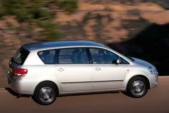 Toyota Avensis Verso 2.0 D4-D Linea Luna - 7
