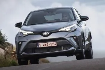Toyota C-HR (od 2020) – fotka 4