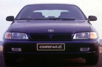 Toyota Carina E hatchback (1996 – 1997) – fotka 2