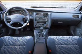 Toyota Carina E hatchback (1996 – 1997) – fotka 3