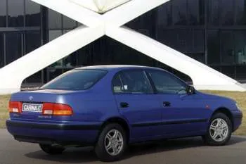 Toyota Carina E sedan (1996 – 1997) – fotka 2