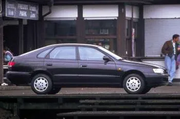 Toyota Carina E hatchback (1992 – 1996) – fotka 3