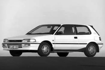Toyota Corolla trojdverový hatchback (1987 – 1992) – fotka 3