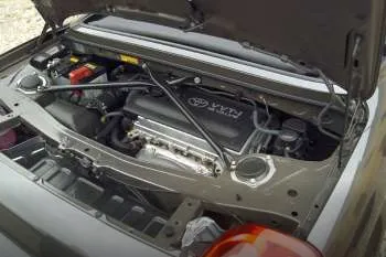 Toyota MR2 1.8 16v VVT-i Speedshift – fotka 2