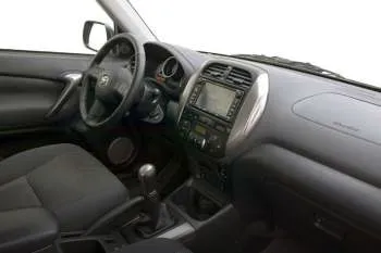 Toyota RAV4 päťdverové SUV (2003 – 2006) – fotka 2