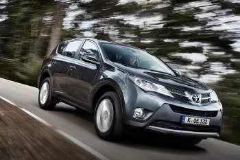 Toyota RAV4 dodávka (2013 – 2016) – fotka 6