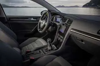Volkswagen Golf (2017 – 2018) – fotka 4
