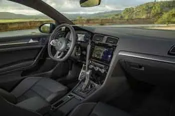 Volkswagen Golf (2017 – 2018) – fotka 6