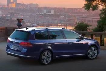 Volkswagen Passat Variant 1.6 TDI 105hp BMT R-Line - 8