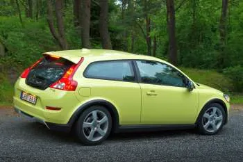 Volvo C30 D3 Summum – fotka 3