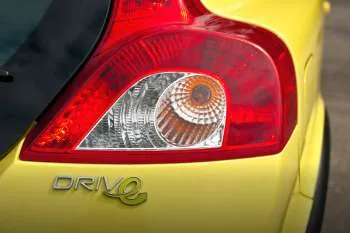 Volvo C30 D3 Summum – fotka 8