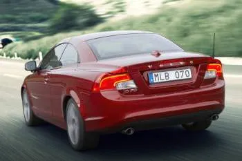 Volvo C70 2.4 Kinetic – fotka 2