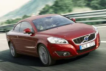 Volvo C70 2.4 Kinetic – fotka 4