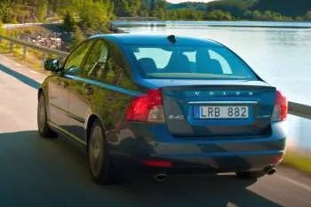 Volvo S40 D4 Kinetic – fotka 8