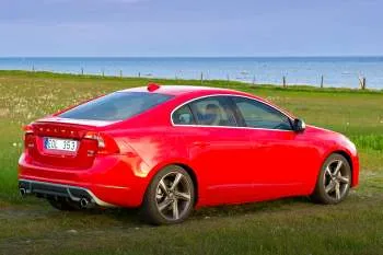 Volvo S60 D2 R-Design – fotka 5