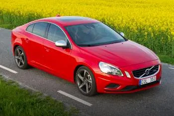 Volvo S60 D2 R-Design – fotka 6