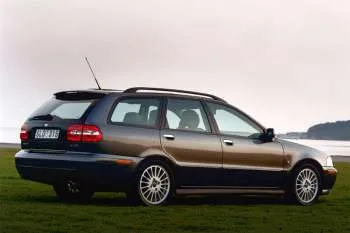Volvo V40 1.6 Europa Nordic – fotka 2