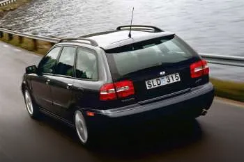 Volvo V40 1.6 Europa Nordic – fotka 4