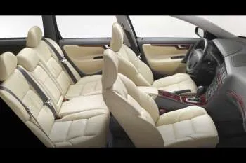 Volvo V70 2.5T Summum – fotka 2